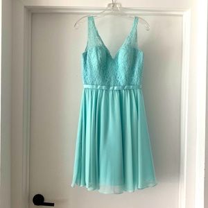 Formal Pale green/mint dress. Size 10. Perfect condition.